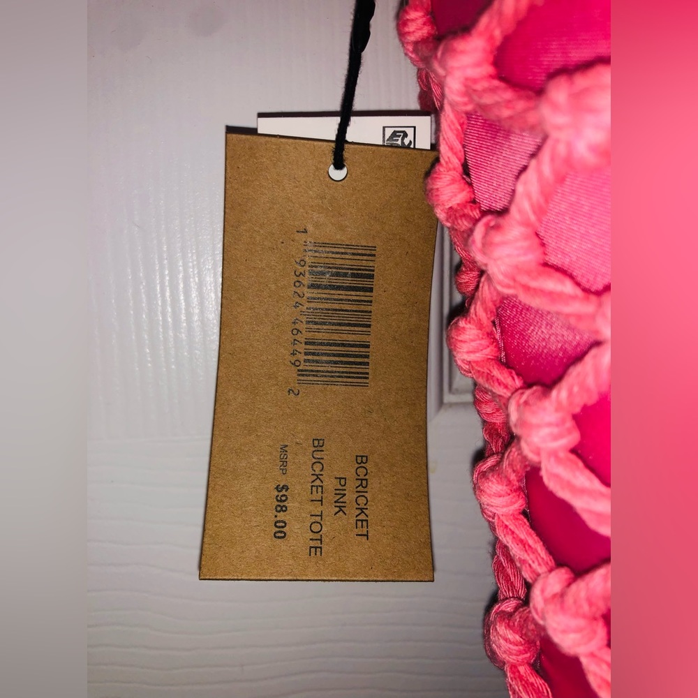 Steve Madden Bucket Tote - Picture 5 of 11